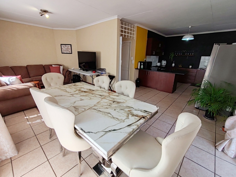 2 Bedroom Property for Sale in Potchefstroom North West